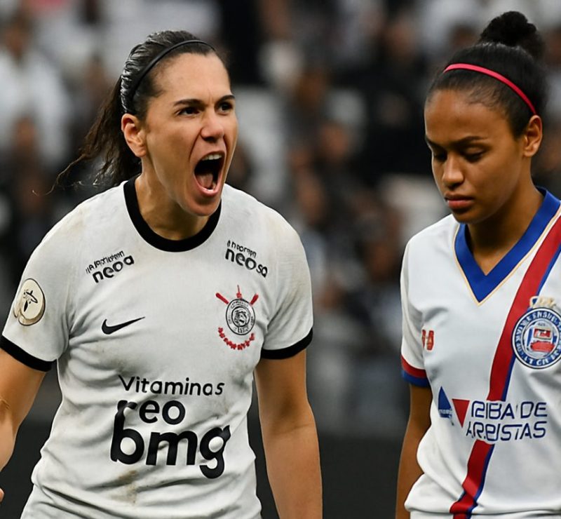 Corinthians vence Bahia e abre vantagem no Brasileirão Feminino
