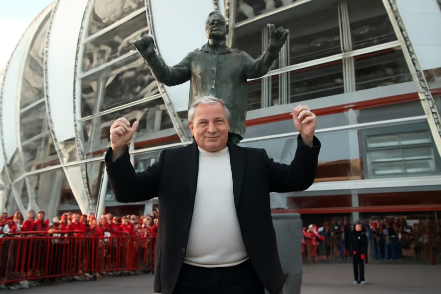 Campeão mundial com o Inter, Abel Braga ganha estátua no Beira-Rio